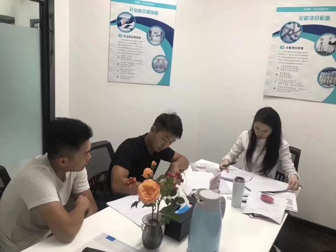 熱烈祝賀徐總簽約創(chuàng)綠家寧波市區(qū)級代理！