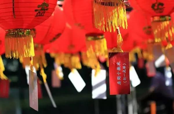 創(chuàng)綠家環(huán)保恭祝大家元宵快樂，幸福美滿！