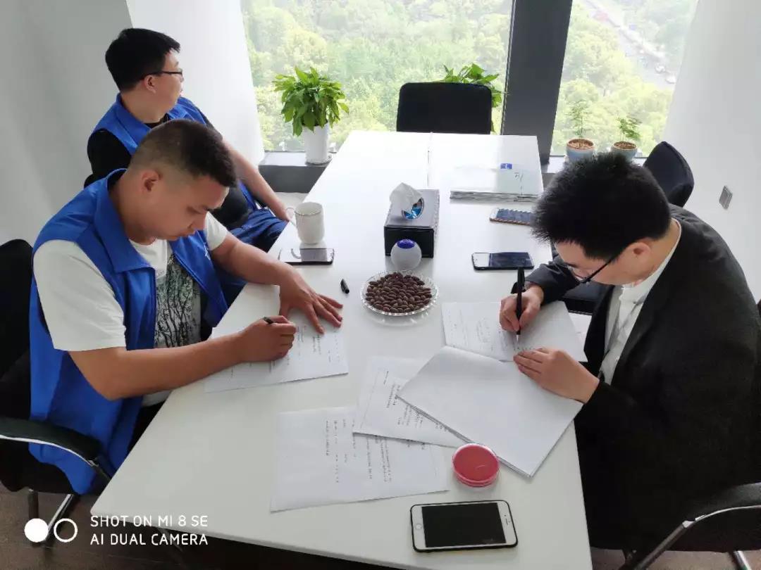 熱烈祝賀劉總、夏總簽約創(chuàng)綠家河南省安陽市縣級(jí)代理！