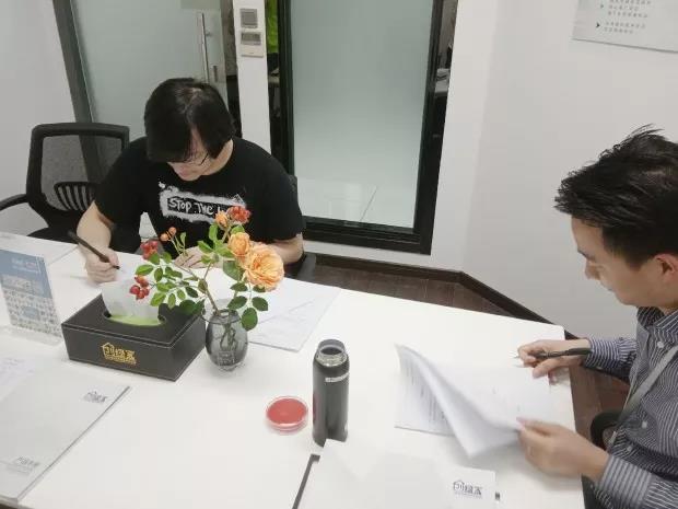 熱烈祝賀羅總簽約創(chuàng)綠家江蘇省南京市區(qū)級(jí)代理！